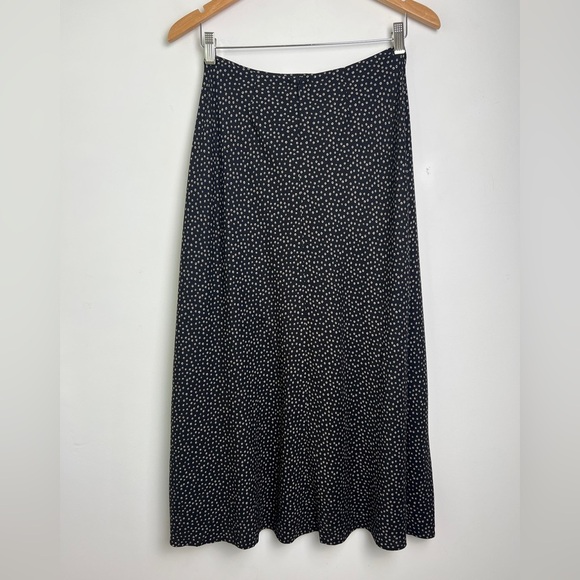 Vince Women's Size 6 Silk Black Celestial Polka Dot Wrap Tie Front Midi Skirt - Picture 4 of 16